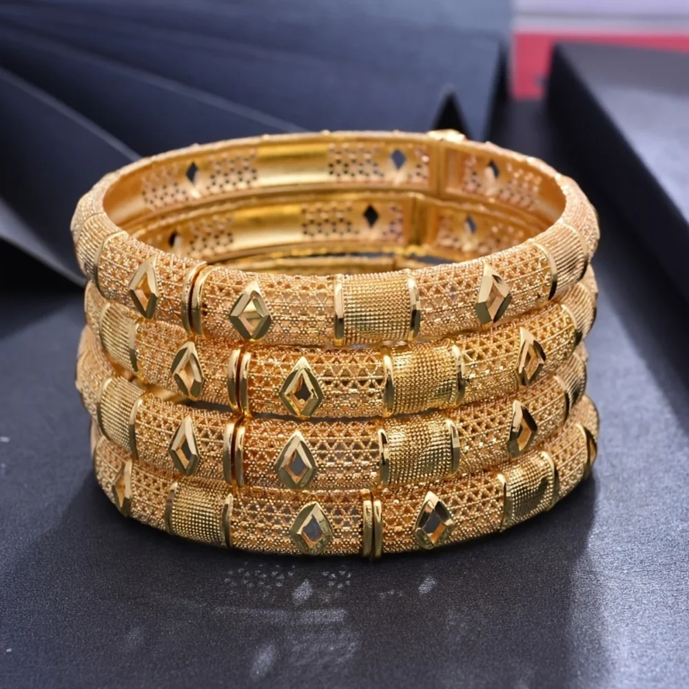 24K Gold-Plated Luxury Cuff Bangle - A Fusion of Urban Fashion
